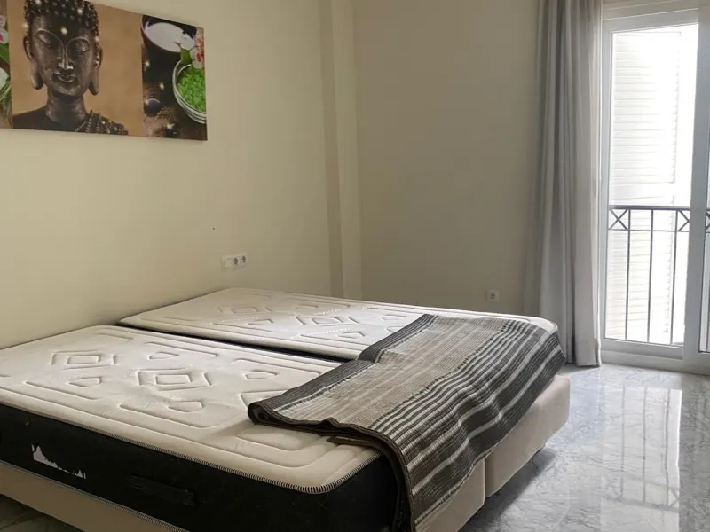 Apartment - Middle Floor Apartment в продаже в Marbella, Málaga. В доме 2 спален и 3 ванных комнат. Площадь дома 145 м²
