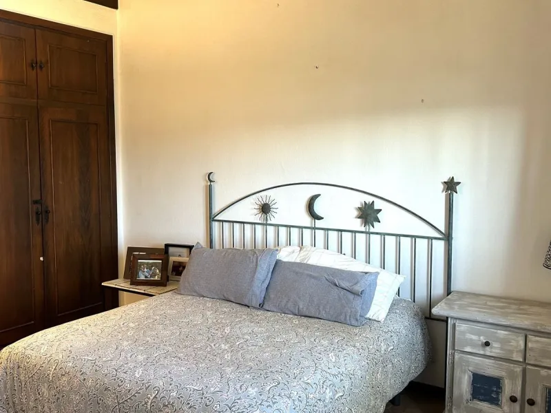 House - Detached Villa в продаже в Estepona, Málaga. В доме 4 спален и 3 ванных комнат. Площадь дома 200 м². Площадь участка 1246 м²