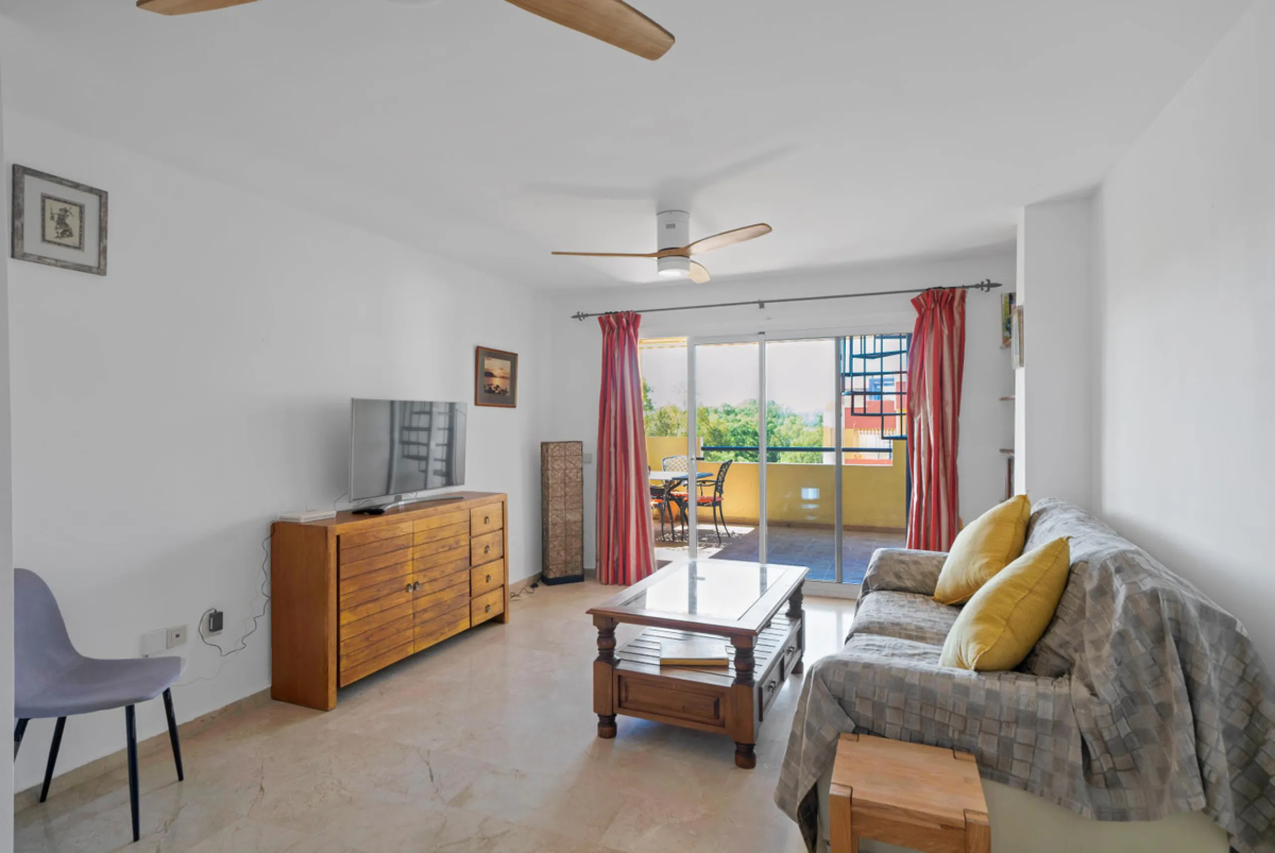 Penthouse Living with Sea Views & Solarium | Atalaya Green Mar, Estepona