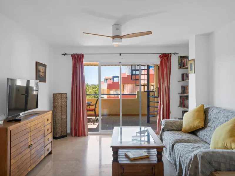 Penthouse Living with Sea Views & Solarium | Atalaya Green Mar, Estepona