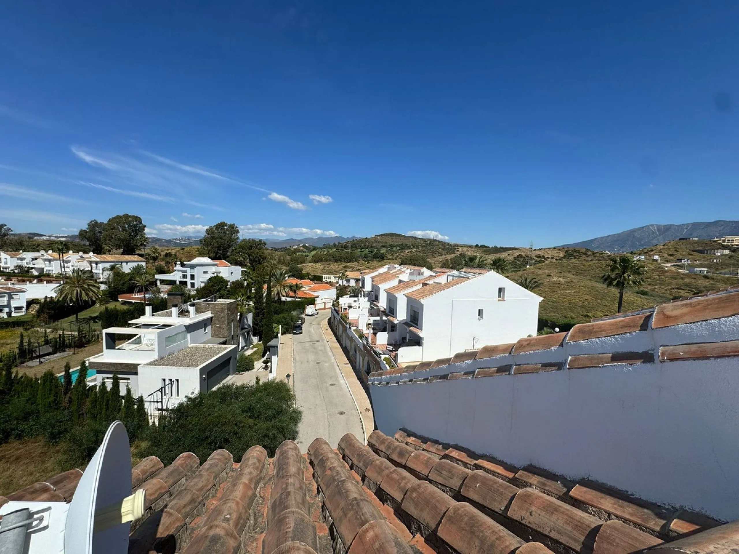 Townhouse , located in the prestigious El Chaparral la cala  The property is arranged into various rooms and service areas, and includes an exclusive-use garden area.