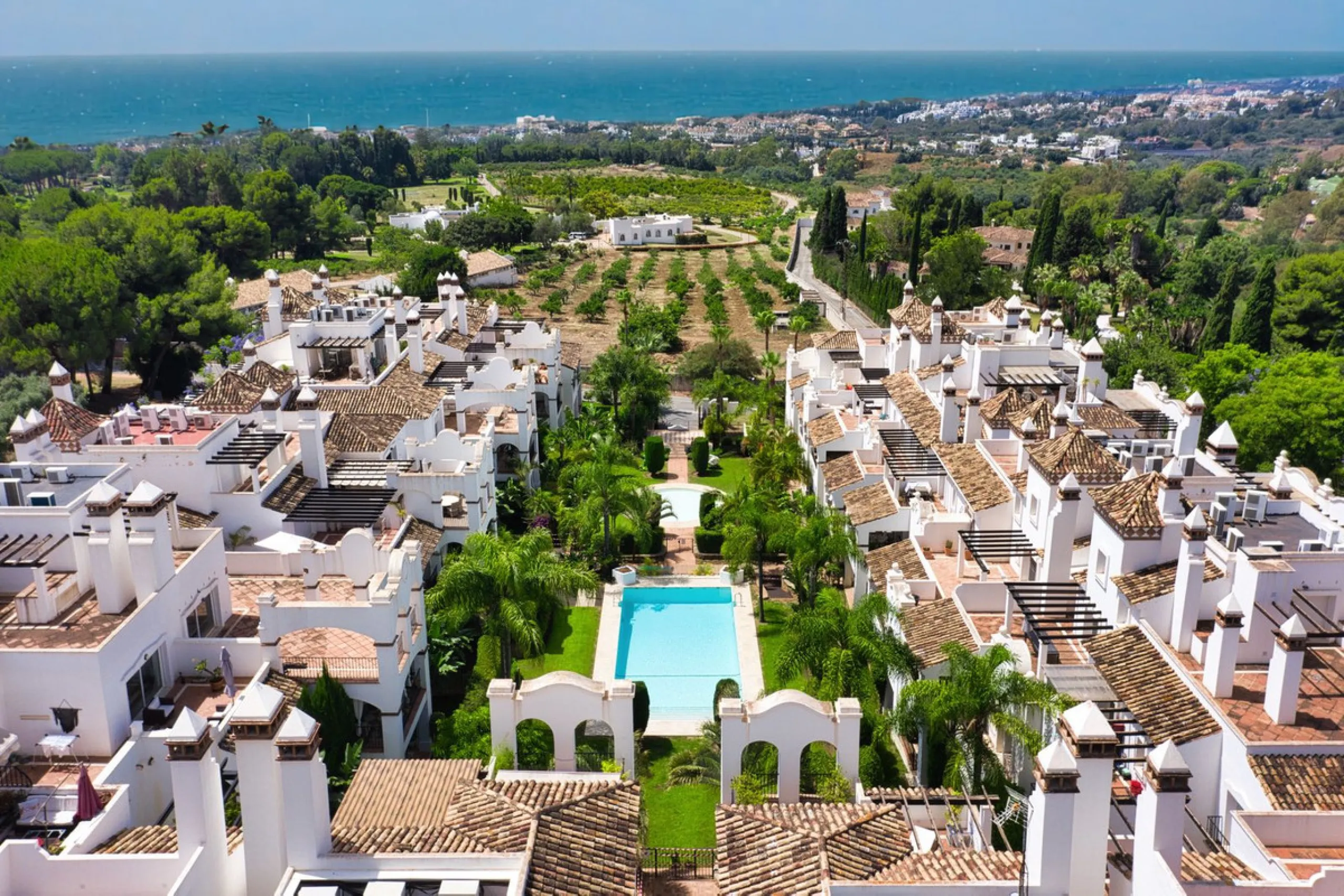 Exclusive 4-Bedroom Apartment on Marbella's Prestigious Golden Mile