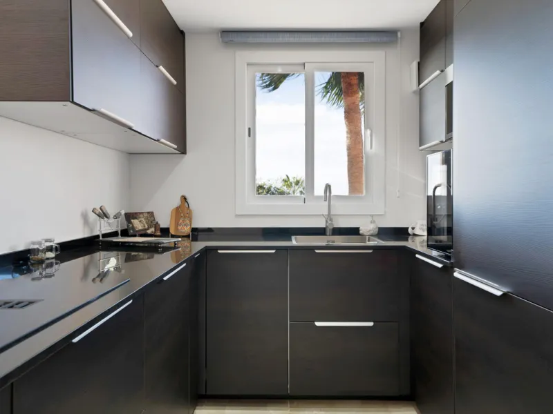 Beautifully Renovated Apartment with Sea Views in Elviria, Marbella East