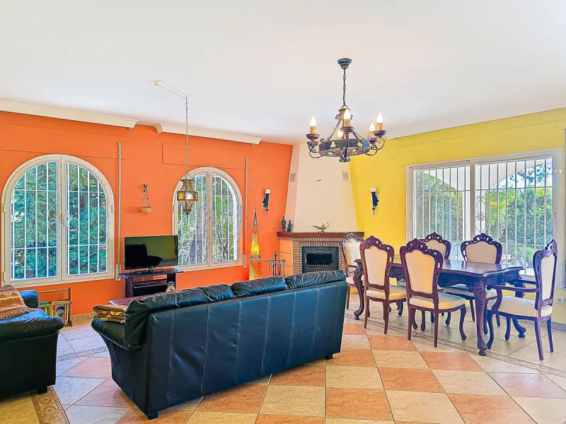 Detached villa with panoramic sea views in Arenas – Costa del Sol