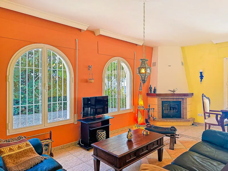 Detached villa with panoramic sea views in Arenas – Costa del Sol