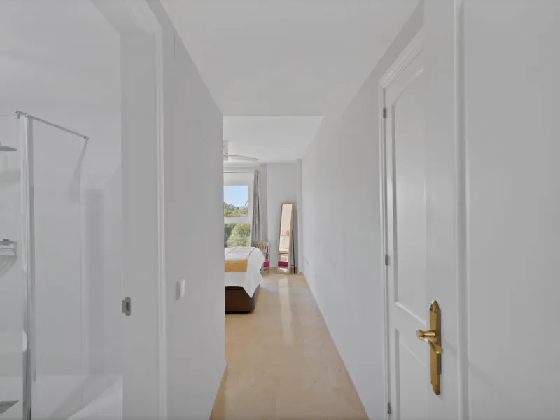 Penthouse Living with Sea Views & Solarium | Atalaya Green Mar, Estepona