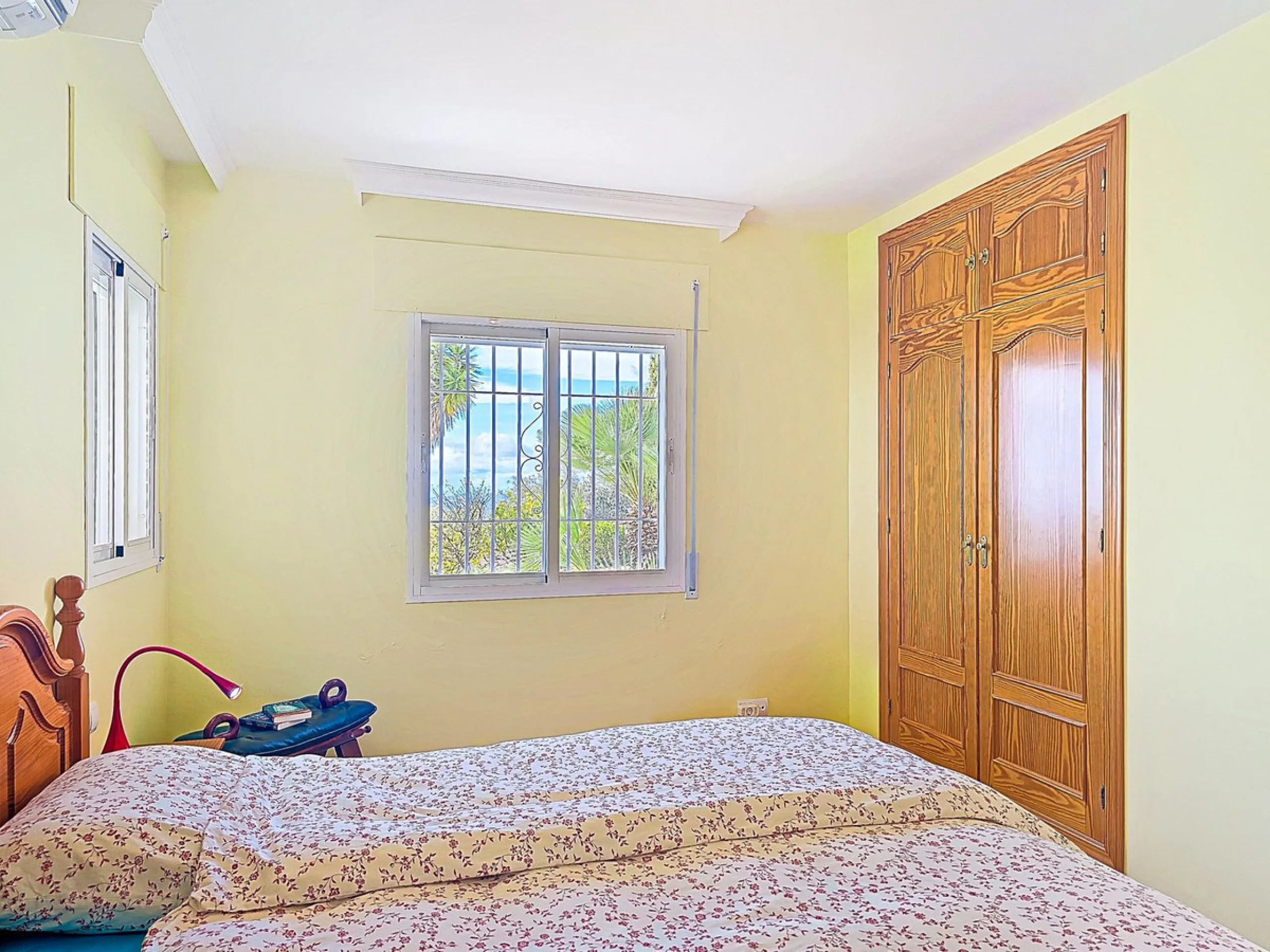 Detached villa with panoramic sea views in Arenas – Costa del Sol