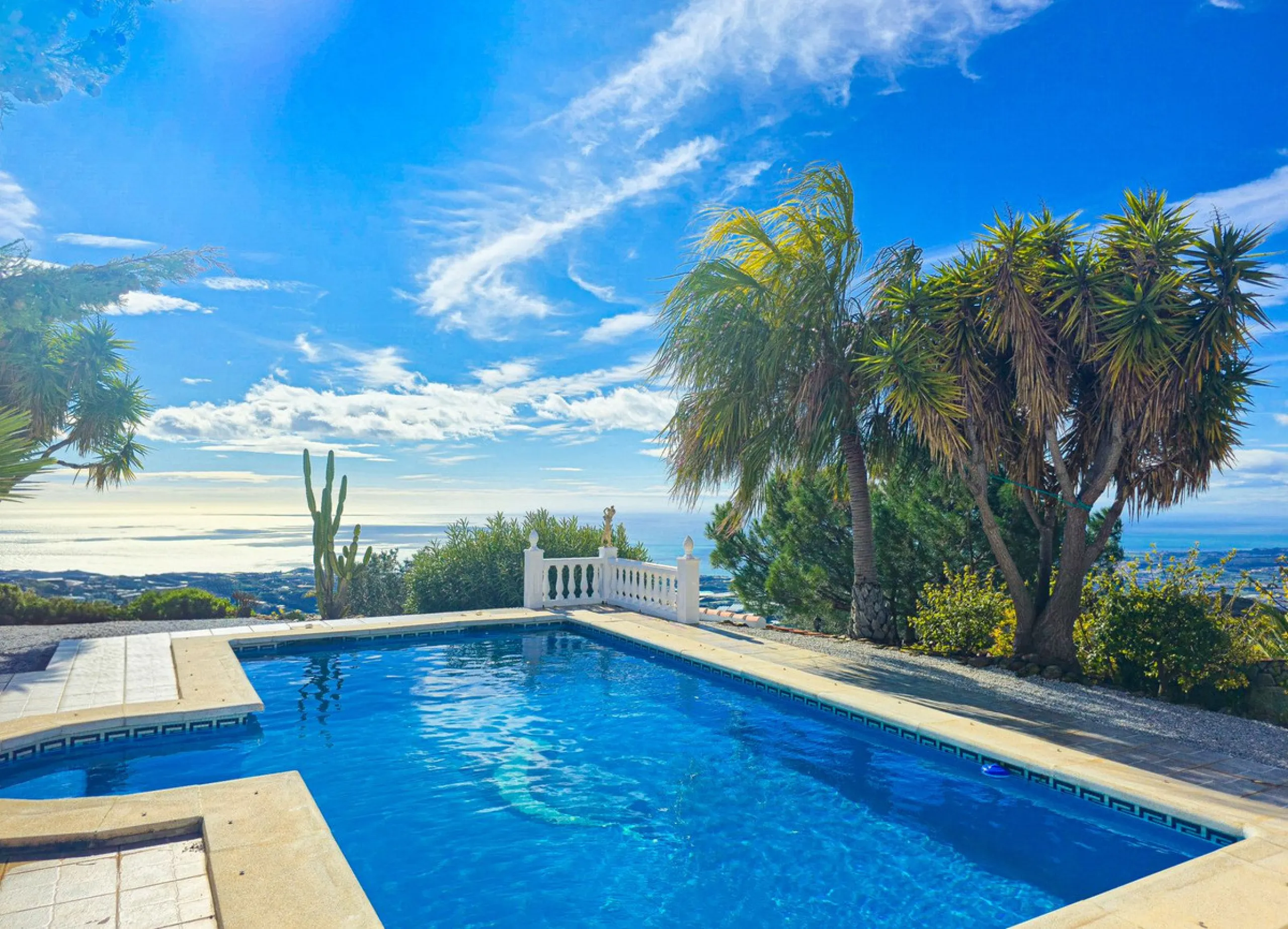 Detached villa with panoramic sea views in Arenas – Costa del Sol