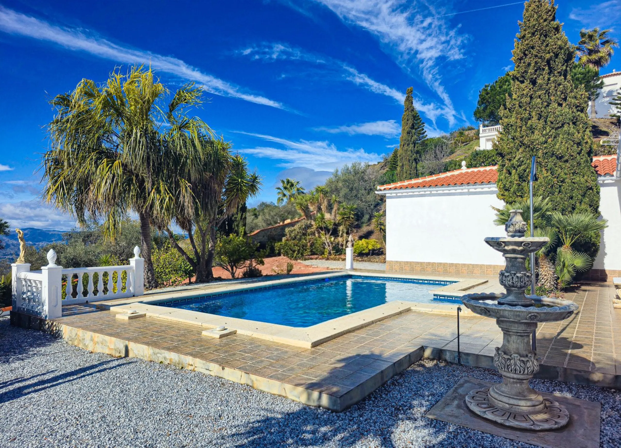 Detached villa with panoramic sea views in Arenas – Costa del Sol