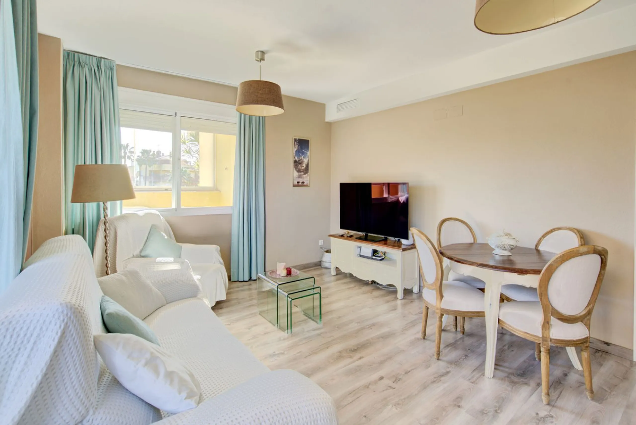 Magnificent 2-bedroom property in Los Prados del Golf – La Cala de Mijas.