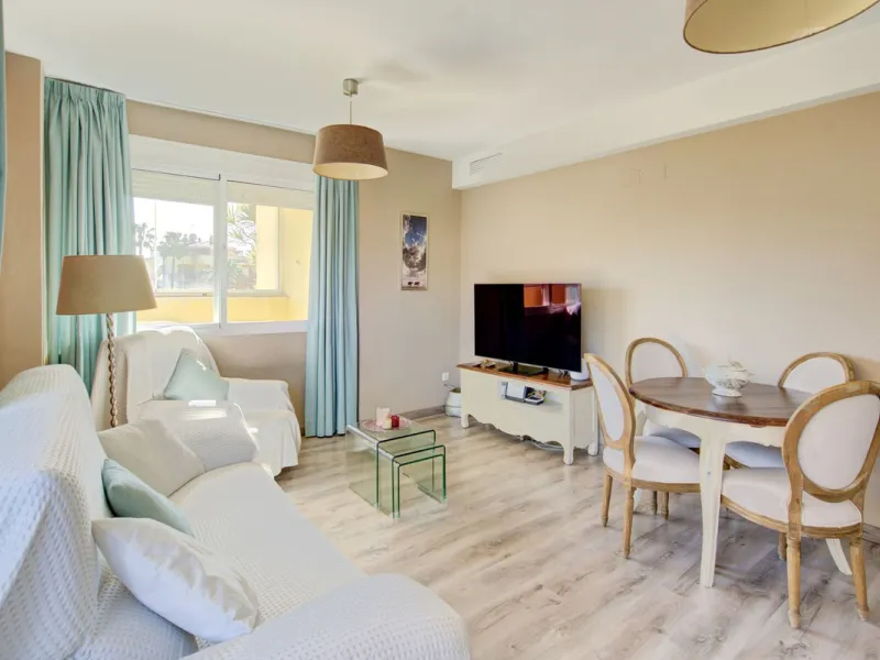 Magnificent 2-bedroom property in Los Prados del Golf – La Cala de Mijas.