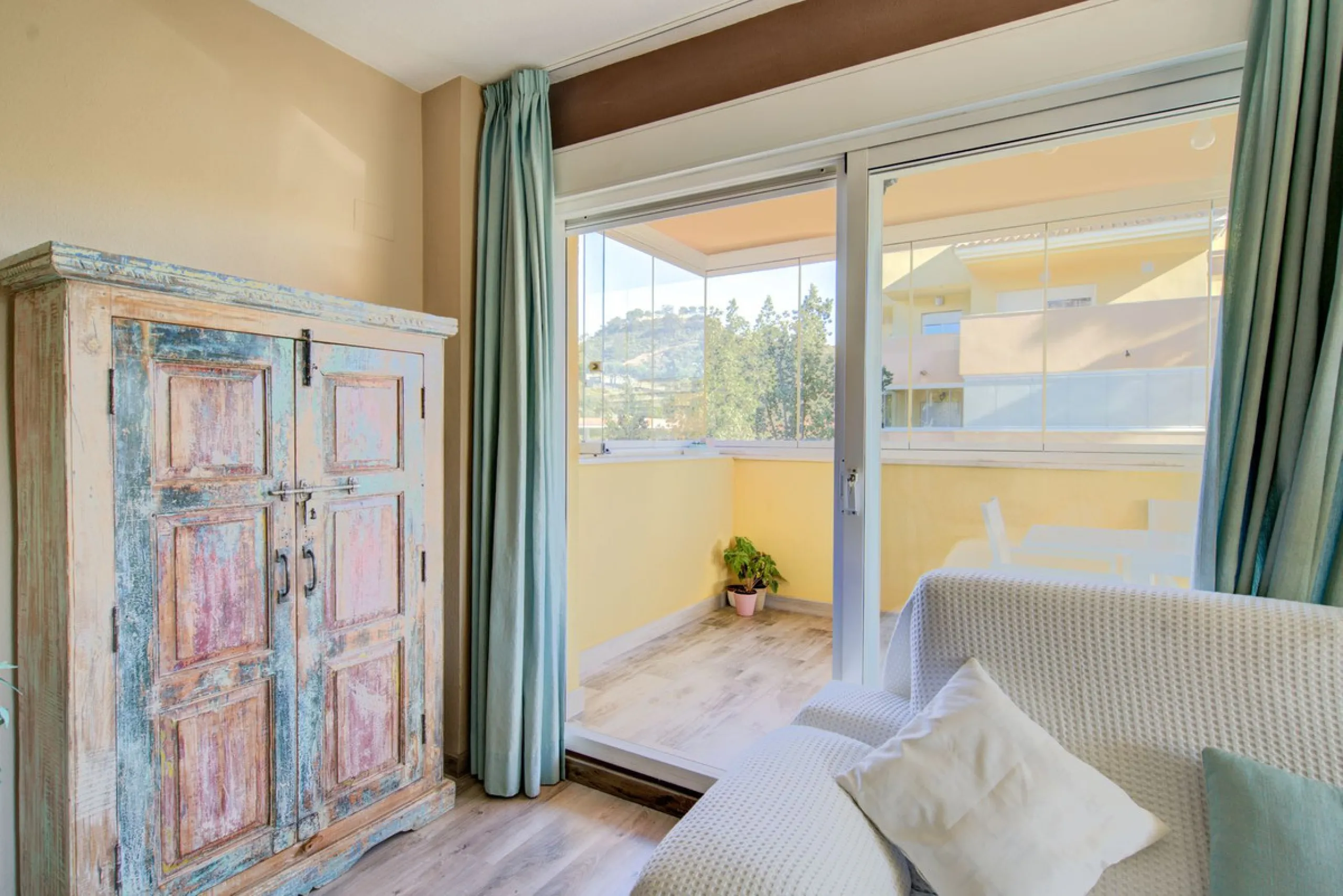 Magnificent 2-bedroom property in Los Prados del Golf – La Cala de Mijas.