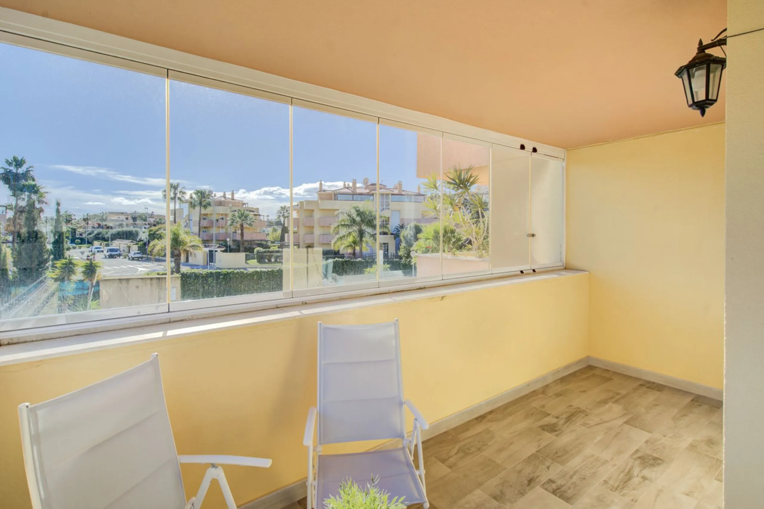 Magnificent 2-bedroom property in Los Prados del Golf – La Cala de Mijas.