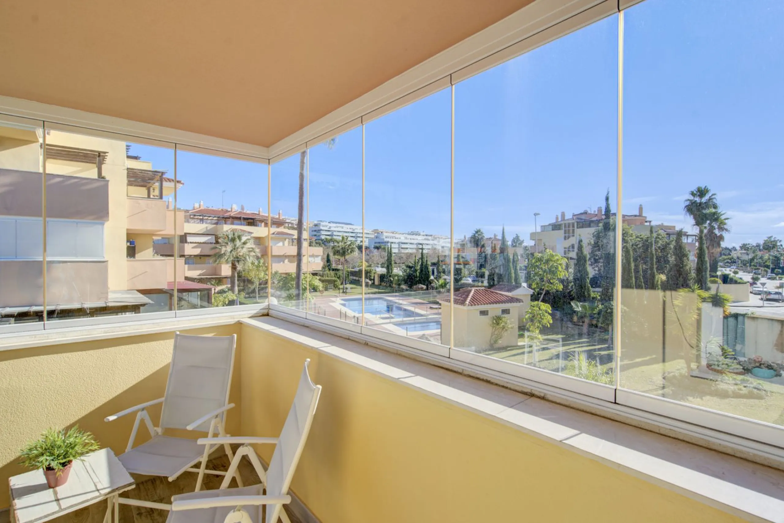 Magnificent 2-bedroom property in Los Prados del Golf – La Cala de Mijas.