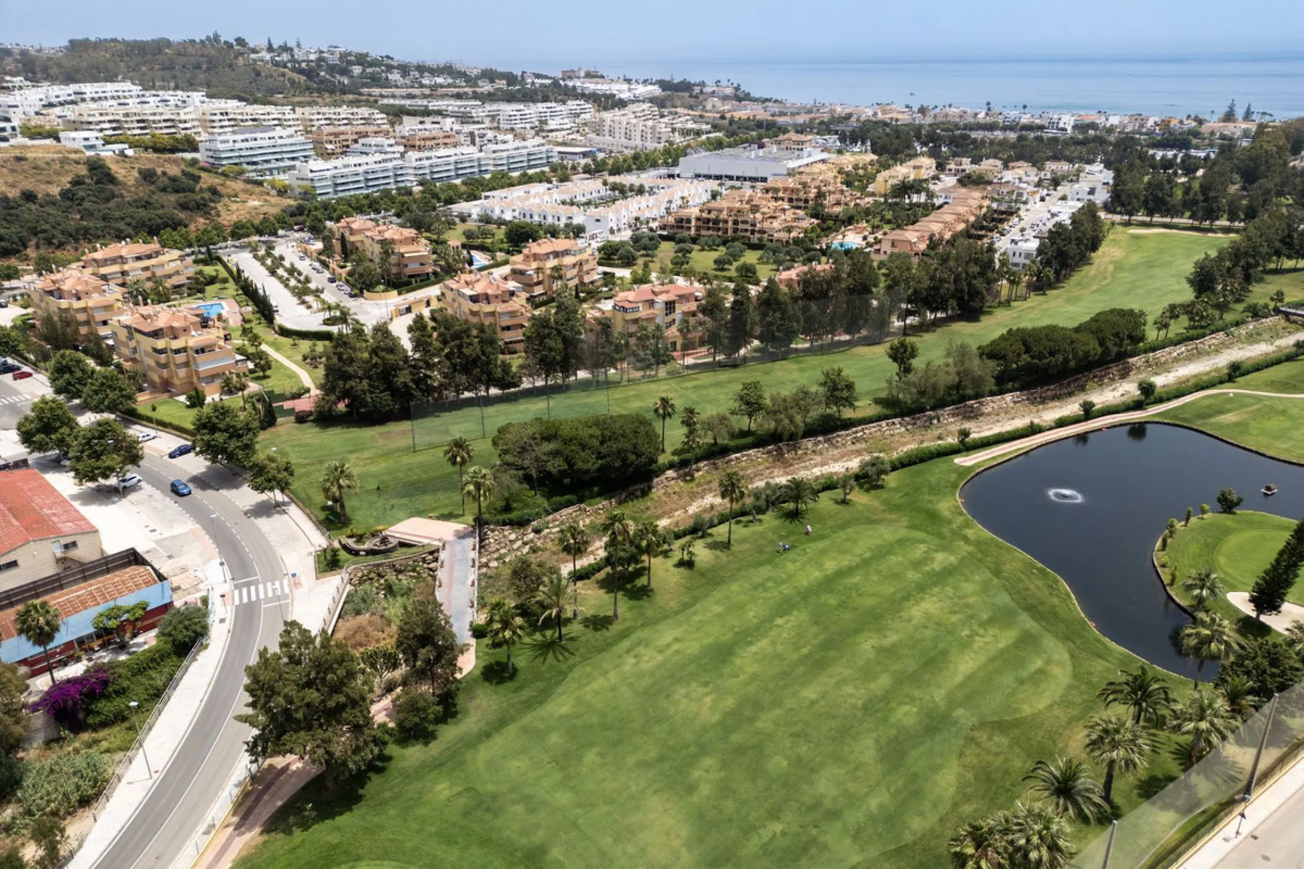 Magnificent 2-bedroom property in Los Prados del Golf – La Cala de Mijas.