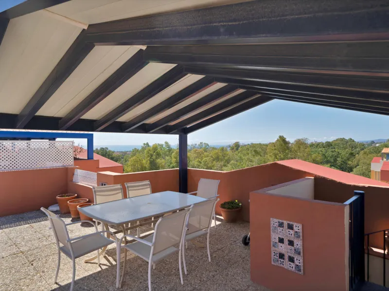Penthouse Living with Sea Views & Solarium | Atalaya Green Mar, Estepona