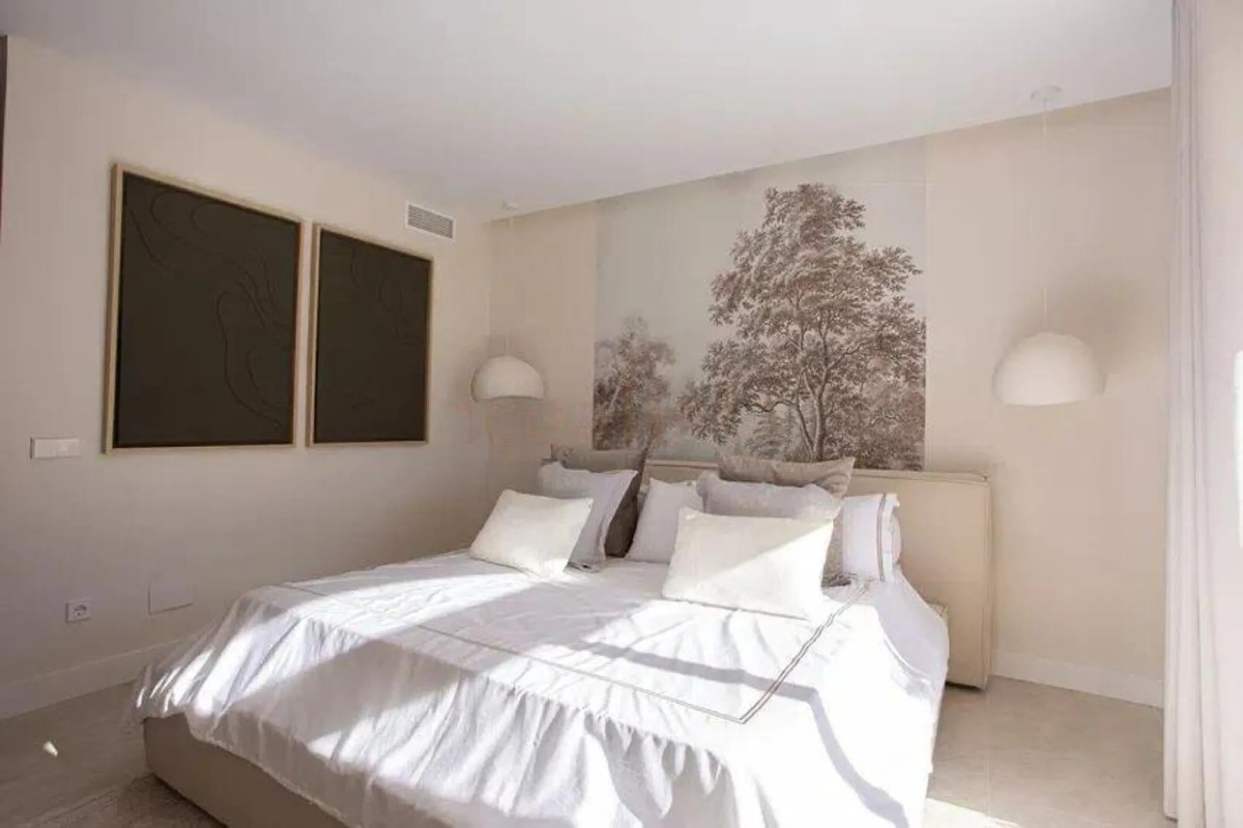 Apartment - Penthouse Duplex в продаже в Marbella, Málaga. В доме 4 спален и 3 ванных комнат. Площадь дома 170 м²