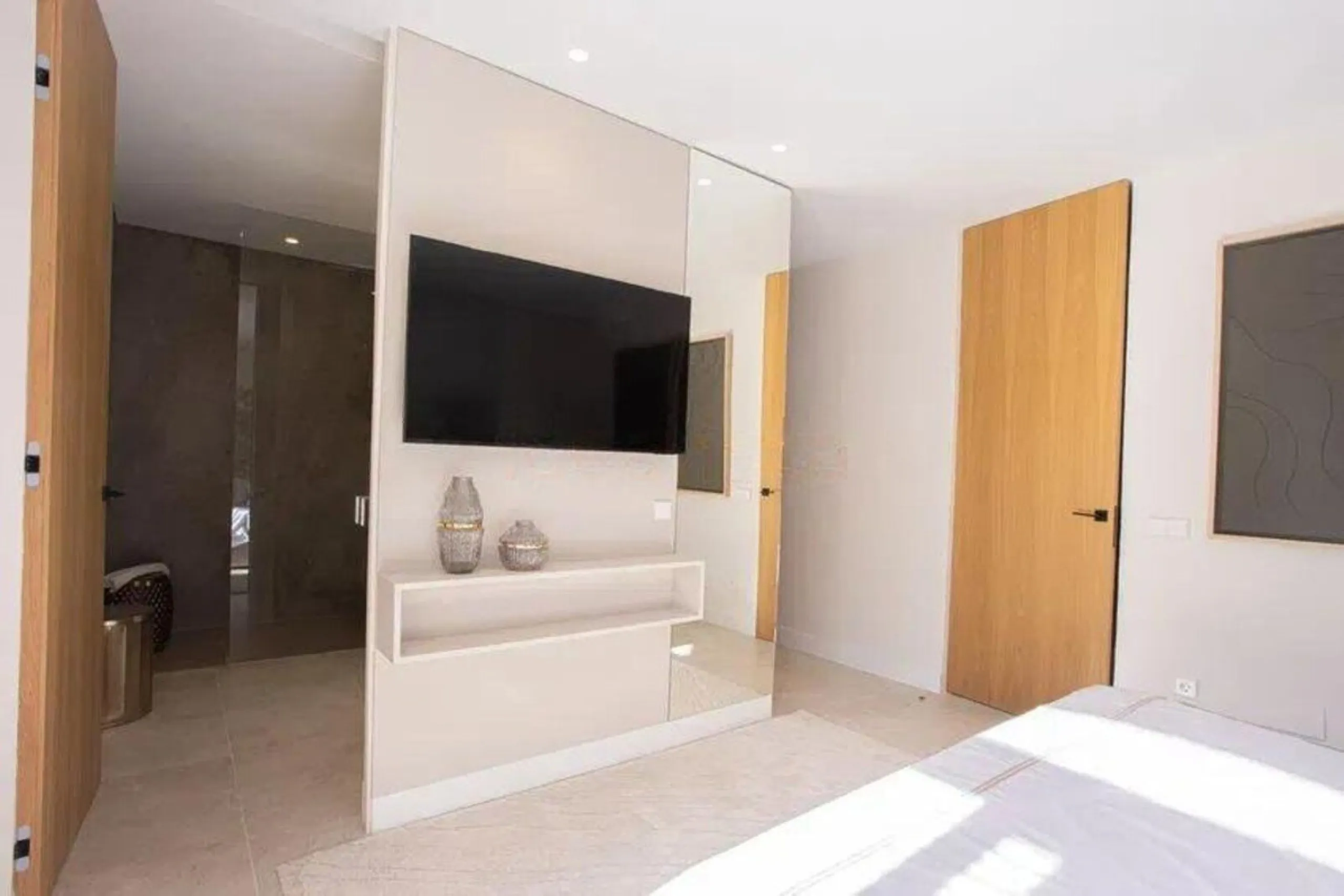 Apartment - Penthouse Duplex в продаже в Marbella, Málaga. В доме 4 спален и 3 ванных комнат. Площадь дома 170 м²