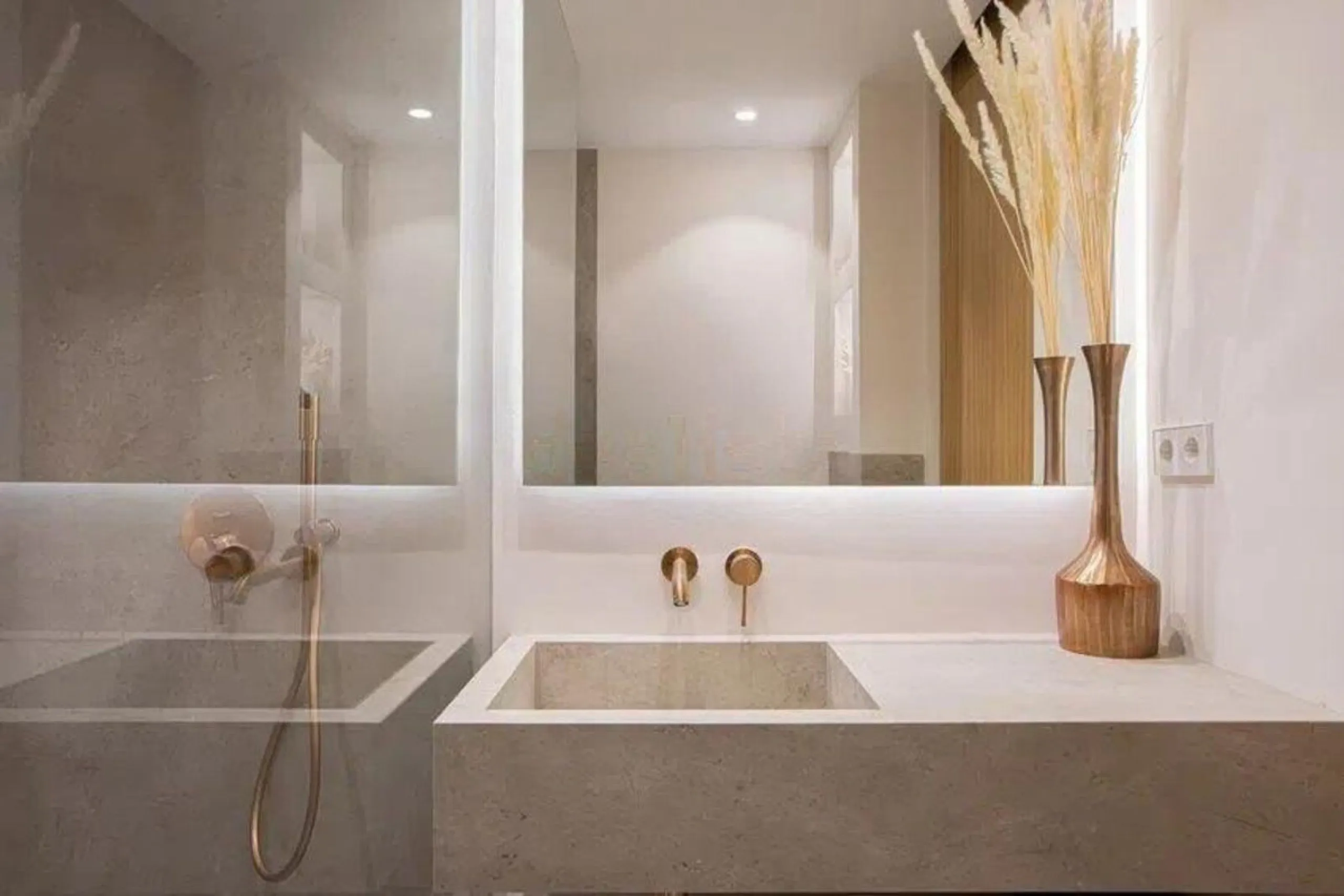 Apartment - Penthouse Duplex в продаже в Marbella, Málaga. В доме 4 спален и 3 ванных комнат. Площадь дома 170 м²