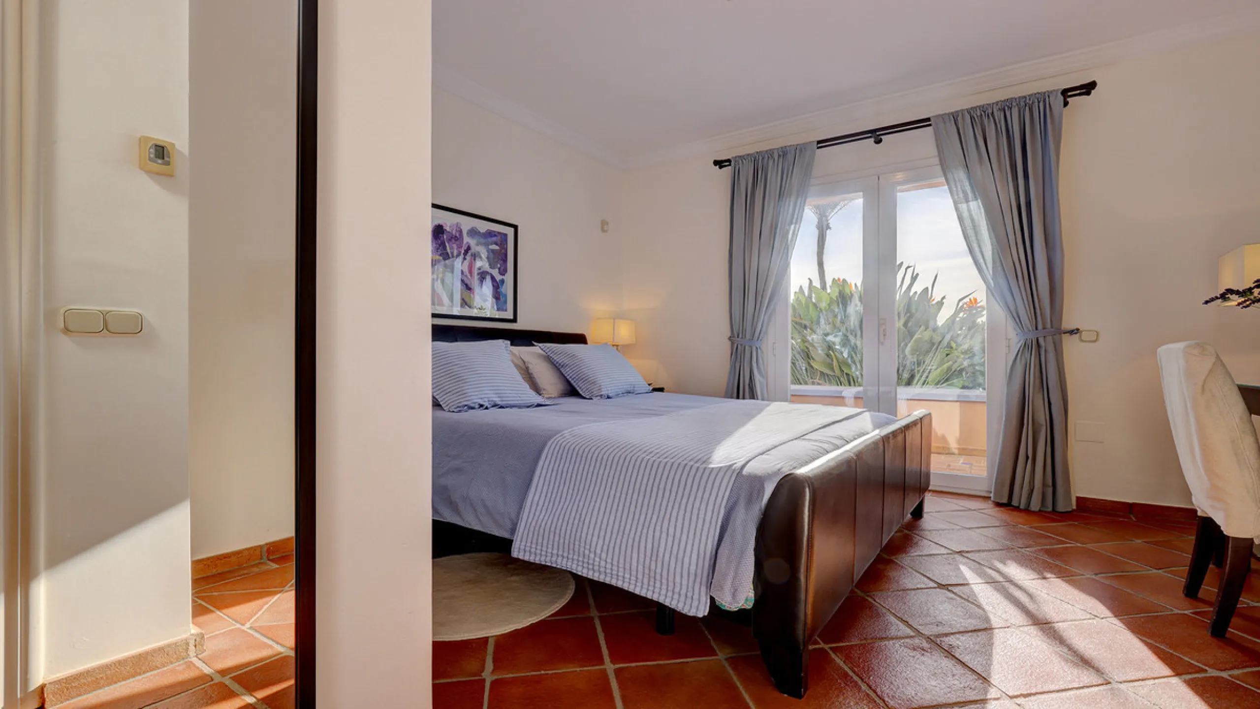 Wake up to breathtaking sea views from this exceptional 3-bedroom, 2-bathroom ground floor apartment set within one of the most prestigious frontline beach urbanisations in Casares Costa. With a spacious terrace overlooking beautifully landscaped gardens 