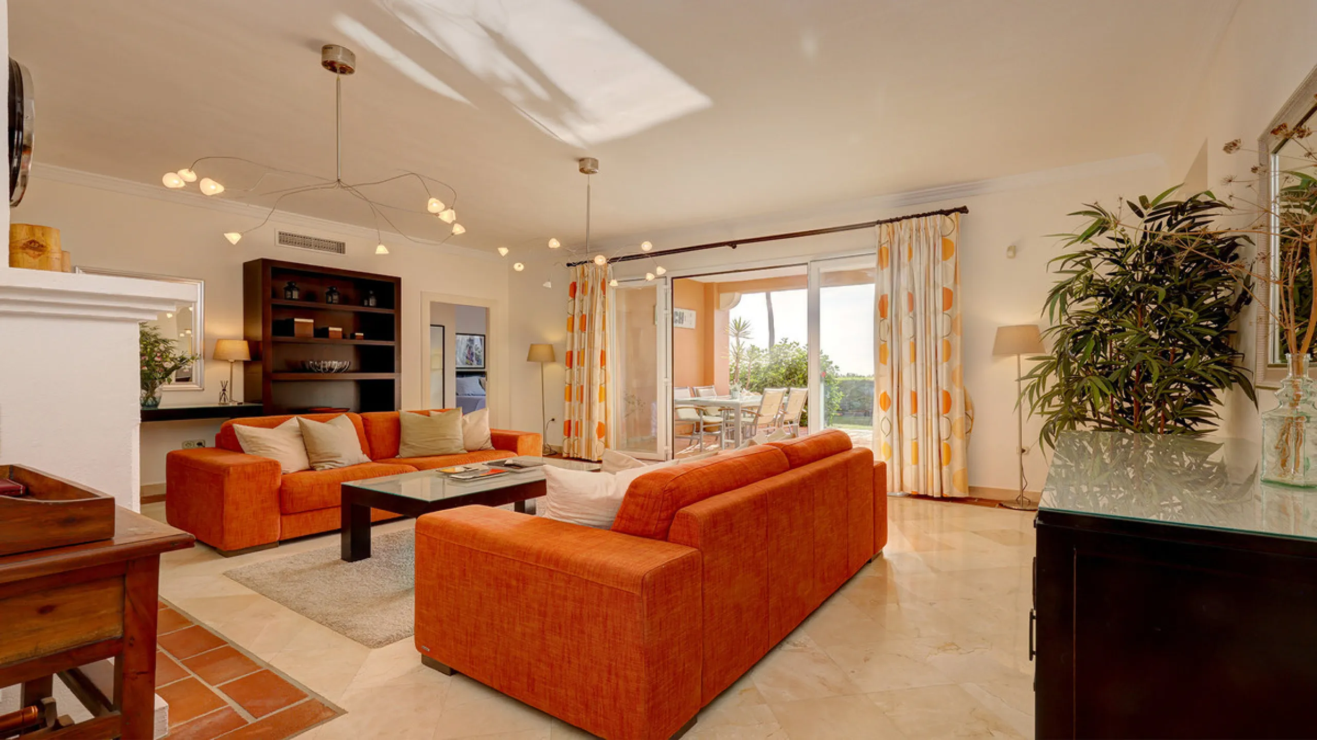 Wake up to breathtaking sea views from this exceptional 3-bedroom, 2-bathroom ground floor apartment set within one of the most prestigious frontline beach urbanisations in Casares Costa. With a spacious terrace overlooking beautifully landscaped gardens 