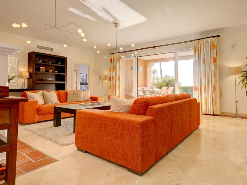 Wake up to breathtaking sea views from this exceptional 3-bedroom, 2-bathroom ground floor apartment set within one of the most prestigious frontline beach urbanisations in Casares Costa. With a spacious terrace overlooking beautifully landscaped gardens 
