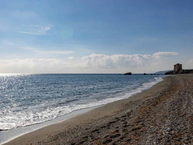 Wake up to breathtaking sea views from this exceptional 3-bedroom, 2-bathroom ground floor apartment set within one of the most prestigious frontline beach urbanisations in Casares Costa. With a spacious terrace overlooking beautifully landscaped gardens 