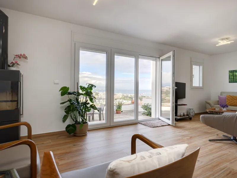 House - Semi-Detached House в продаже в Manilva, Málaga. В доме 2 спален и 1 ванных комнат. Площадь дома 212 м². Площадь участка 310 м²
