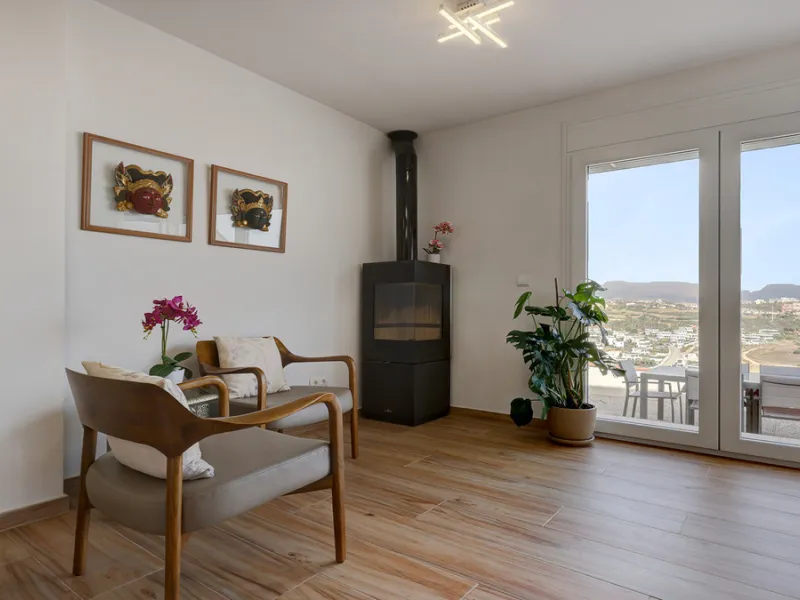 House - Semi-Detached House в продаже в Manilva, Málaga. В доме 2 спален и 1 ванных комнат. Площадь дома 212 м². Площадь участка 310 м²