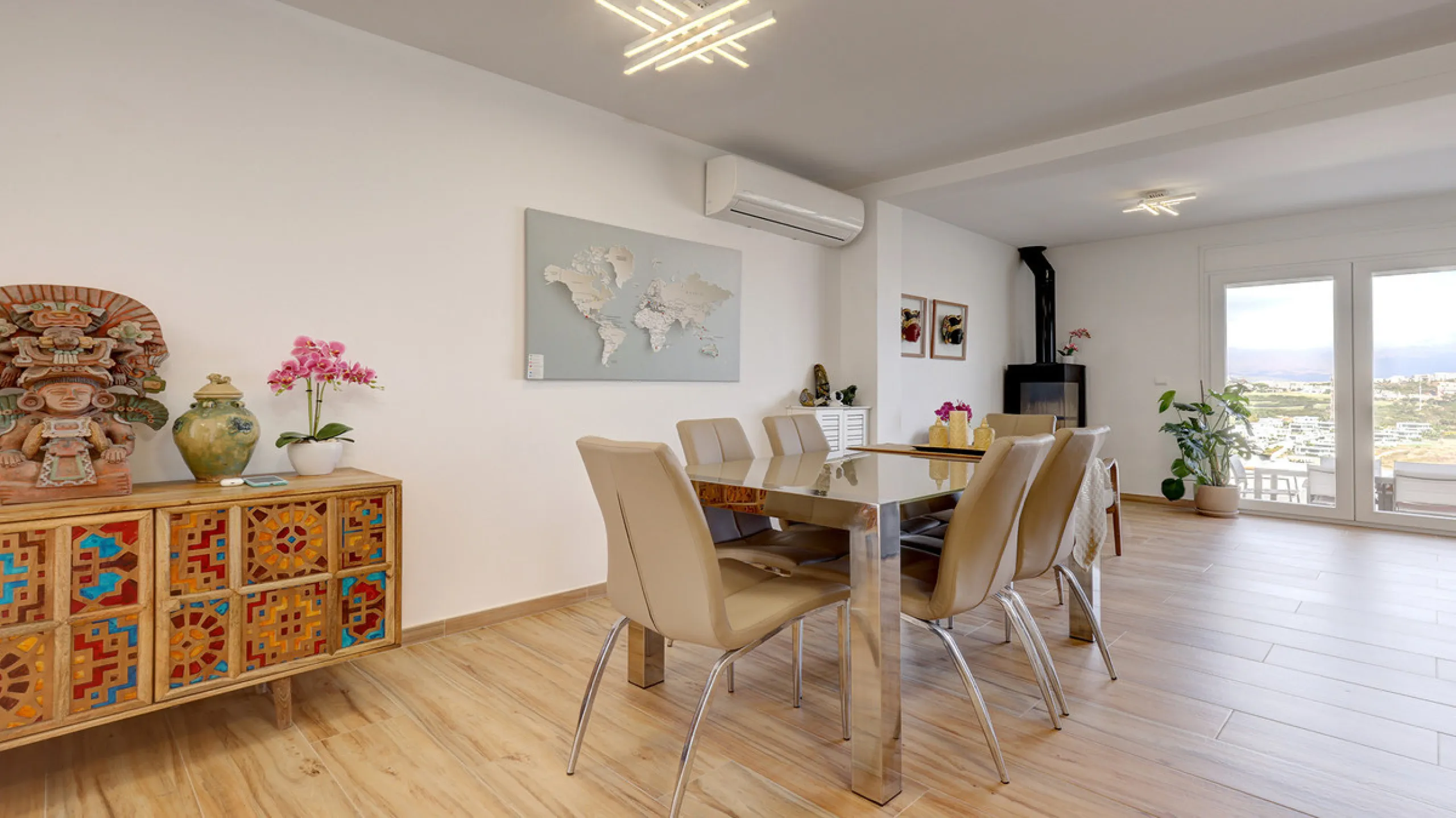 House - Semi-Detached House в продаже в Manilva, Málaga. В доме 2 спален и 1 ванных комнат. Площадь дома 212 м². Площадь участка 310 м²