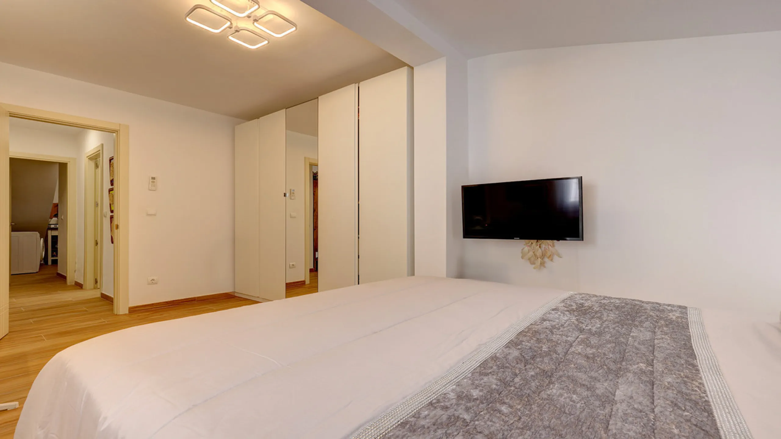 House - Semi-Detached House в продаже в Manilva, Málaga. В доме 2 спален и 1 ванных комнат. Площадь дома 212 м². Площадь участка 310 м²