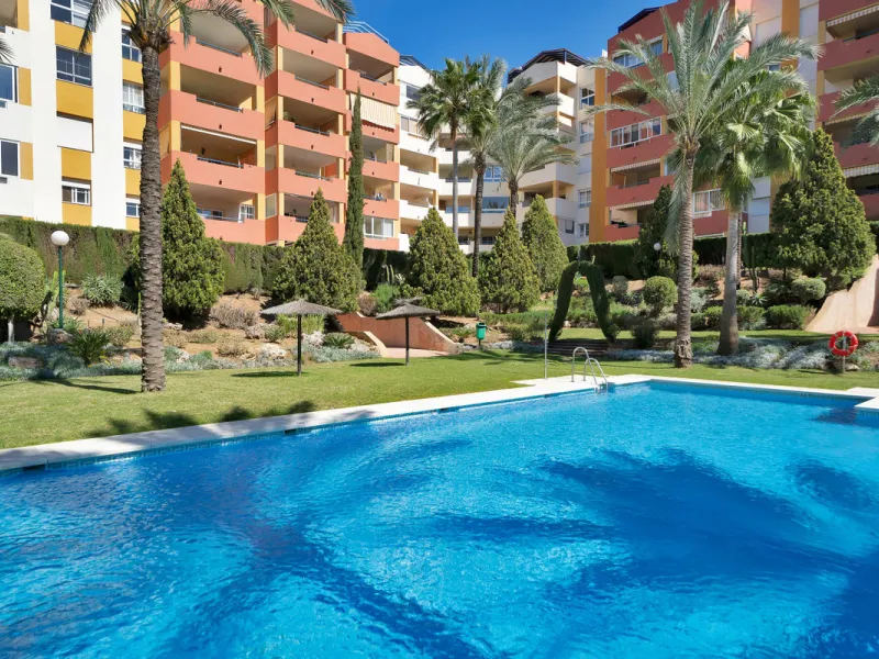 Penthouse Living with Sea Views & Solarium | Atalaya Green Mar, Estepona