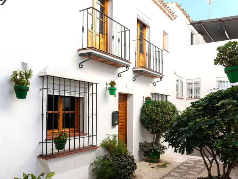 SPECTACULAR  townhouse in the heart of Estepona's old town!!!