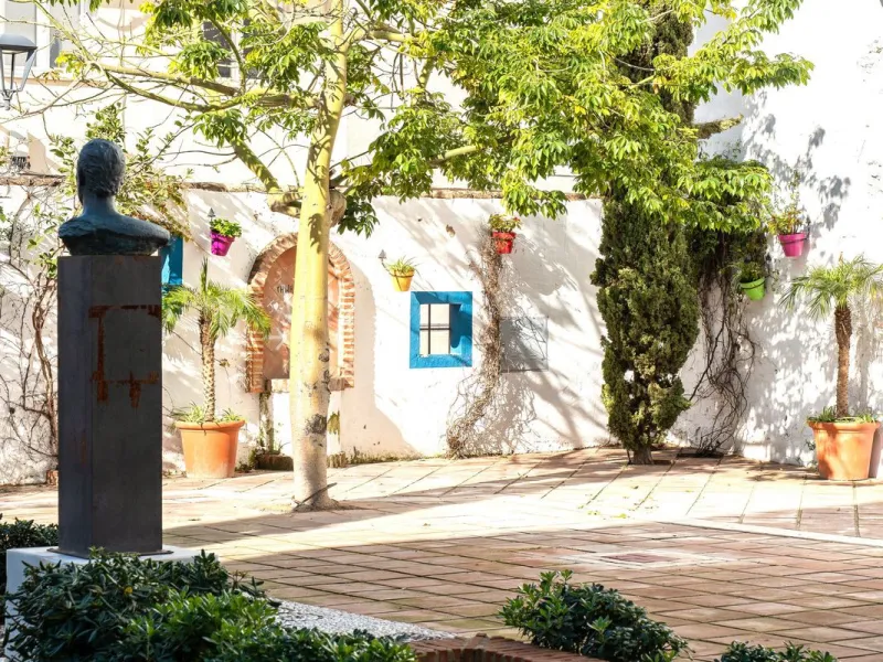 SPECTACULAR  townhouse in the heart of Estepona's old town!!!