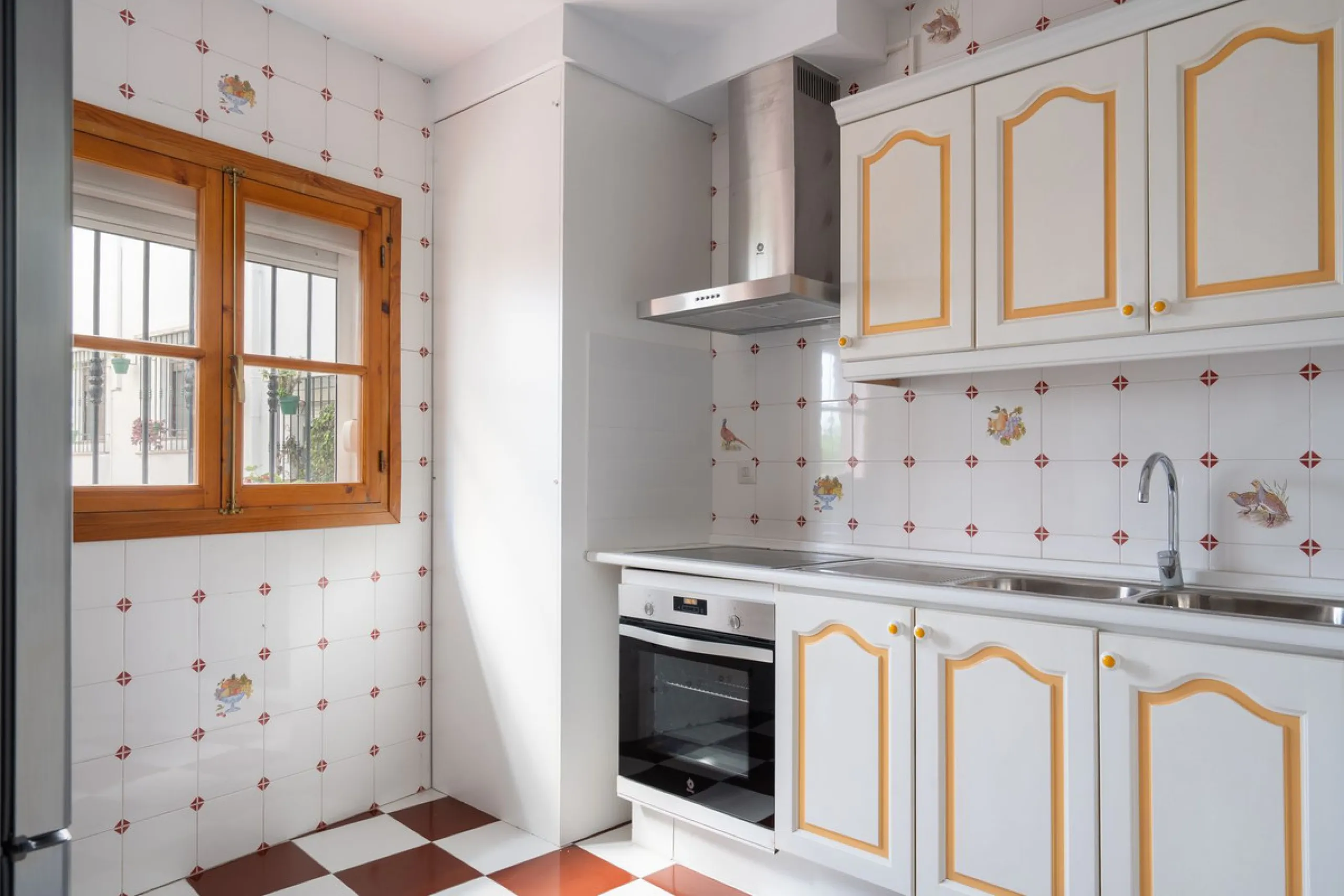 SPECTACULAR  townhouse in the heart of Estepona's old town!!!