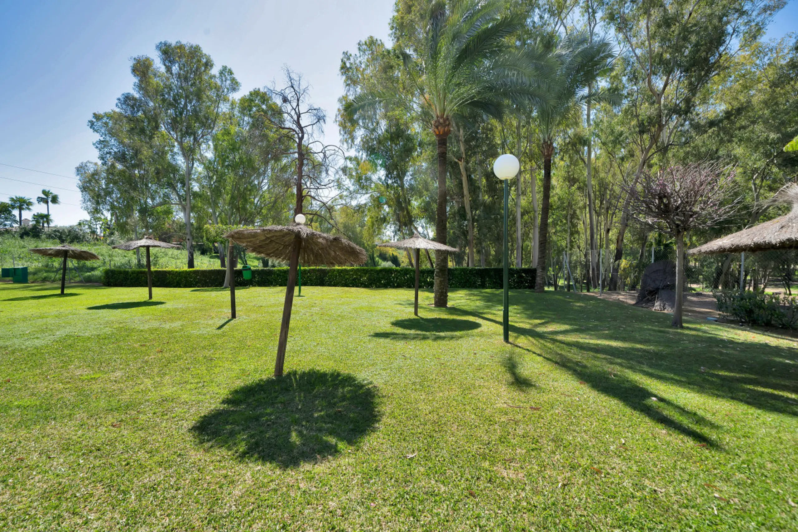 Penthouse Living with Sea Views & Solarium | Atalaya Green Mar, Estepona