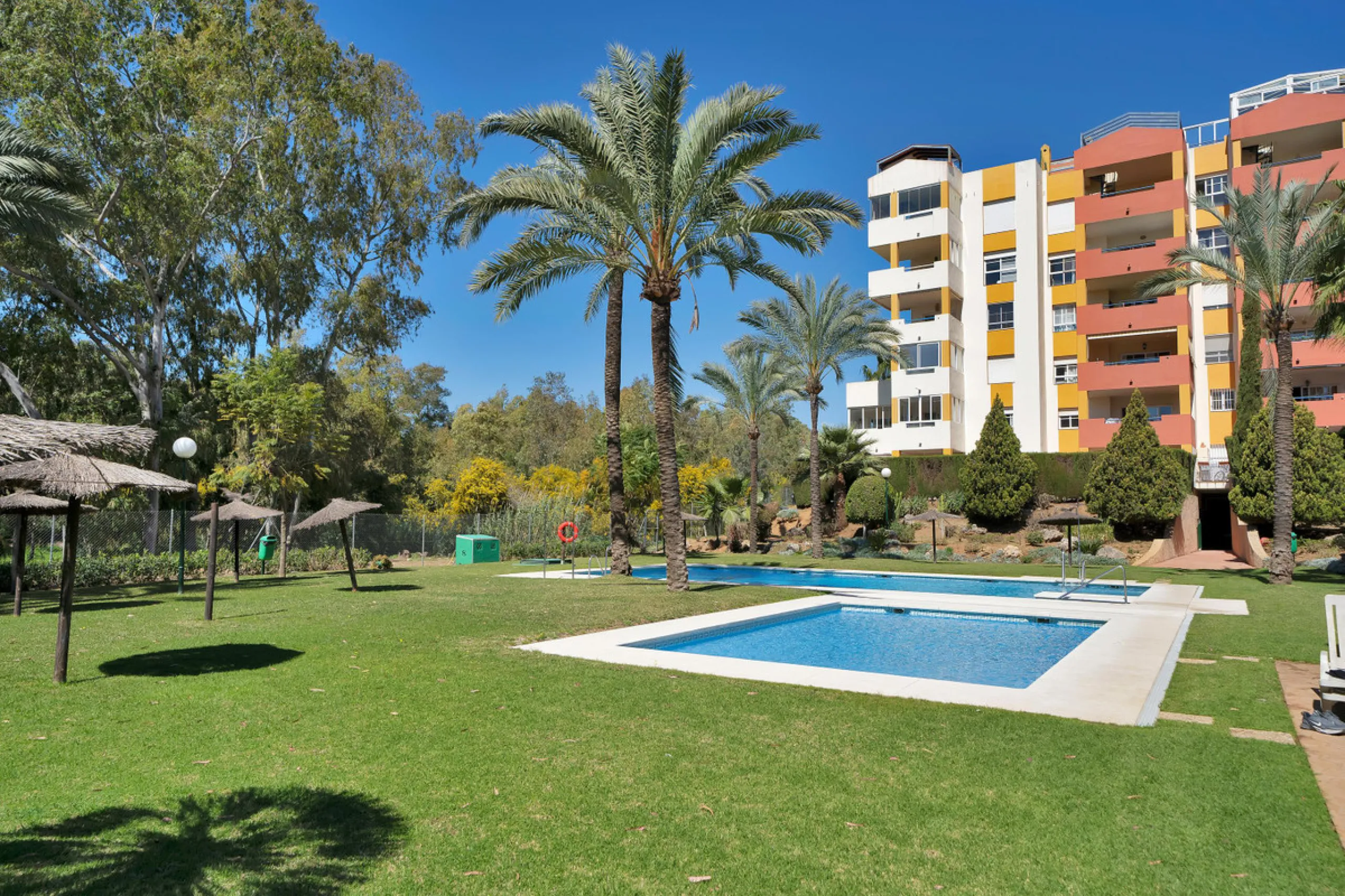 Penthouse Living with Sea Views & Solarium | Atalaya Green Mar, Estepona