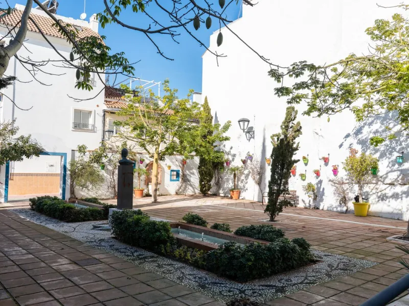 SPECTACULAR  townhouse in the heart of Estepona's old town!!!