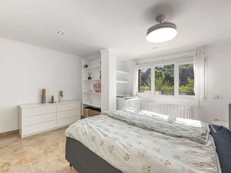 Apartment - Ground Floor Apartment в продаже в Marbella, Málaga. В доме 3 спален и 3 ванных комнат. Площадь дома 216 м²