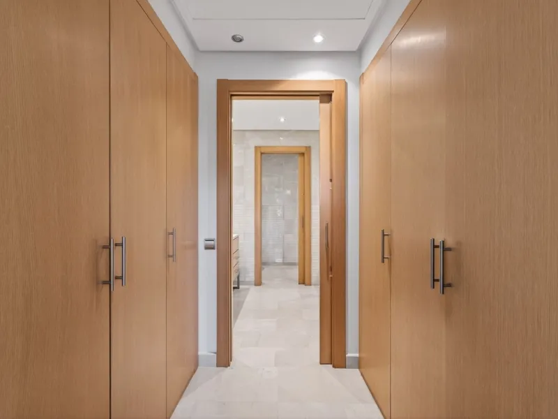 This south-east facing garden apartment is located in the well-known gated community of Mansion Club, on Marbella's Golden Mile. The area is valued for its privacy, security, and convenient access to the beach, restaurants, shops, and some of Marbella's m