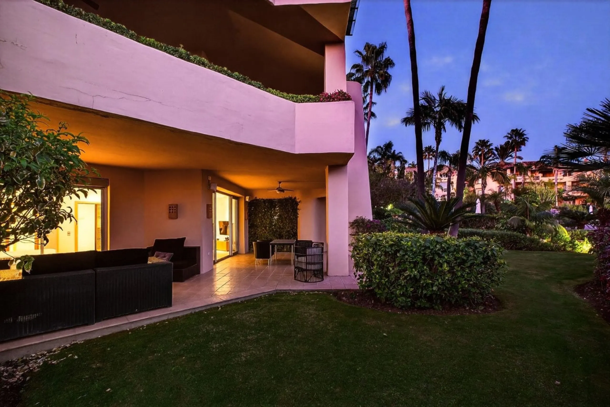 This south-east facing garden apartment is located in the well-known gated community of Mansion Club, on Marbella's Golden Mile. The area is valued for its privacy, security, and convenient access to the beach, restaurants, shops, and some of Marbella's m