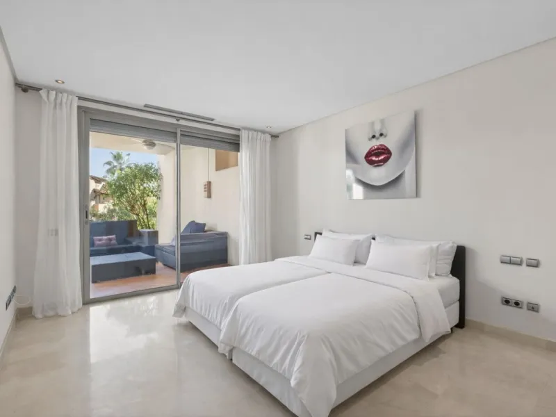 This south-east facing garden apartment is located in the well-known gated community of Mansion Club, on Marbella's Golden Mile. The area is valued for its privacy, security, and convenient access to the beach, restaurants, shops, and some of Marbella's m