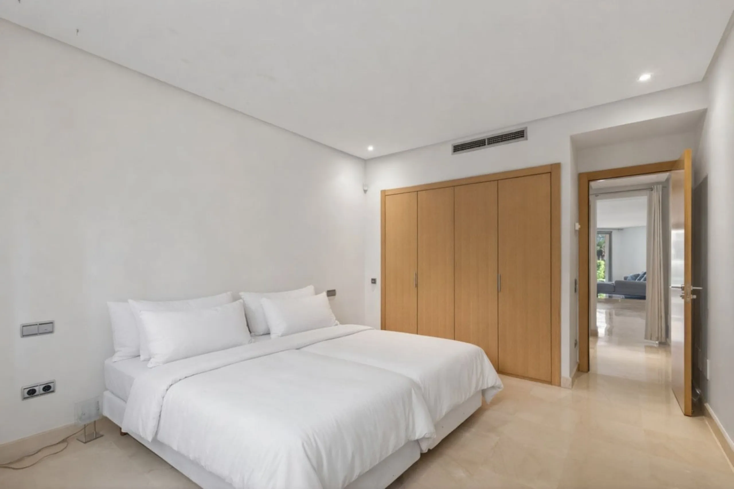 This south-east facing garden apartment is located in the well-known gated community of Mansion Club, on Marbella's Golden Mile. The area is valued for its privacy, security, and convenient access to the beach, restaurants, shops, and some of Marbella's m