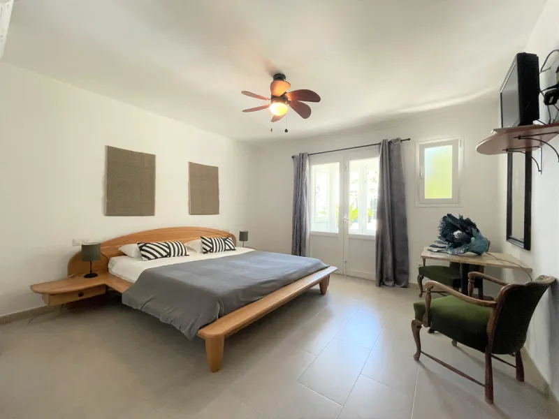 House - Detached Villa в продаже в Mijas, Málaga. В доме 7 спален и 5 ванных комнат. Площадь дома 515 м². Площадь участка 3609 м²