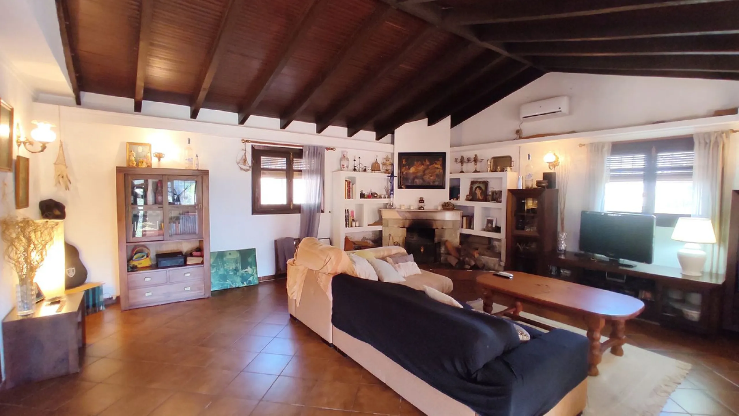 Nestled beside a protected natural reserve, this charming rustic property offers privacy, space, and breathtaking panoramic views of the surrounding mountains and from the top terrace you even have seaviews. A perfect blend of countryside tranquility and 