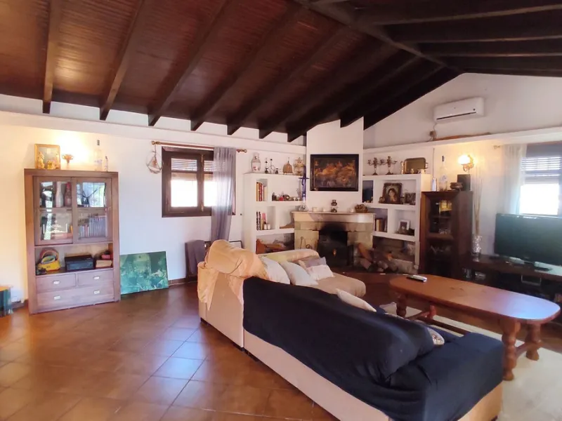Nestled beside a protected natural reserve, this charming rustic property offers privacy, space, and breathtaking panoramic views of the surrounding mountains and from the top terrace you even have seaviews. A perfect blend of countryside tranquility and 