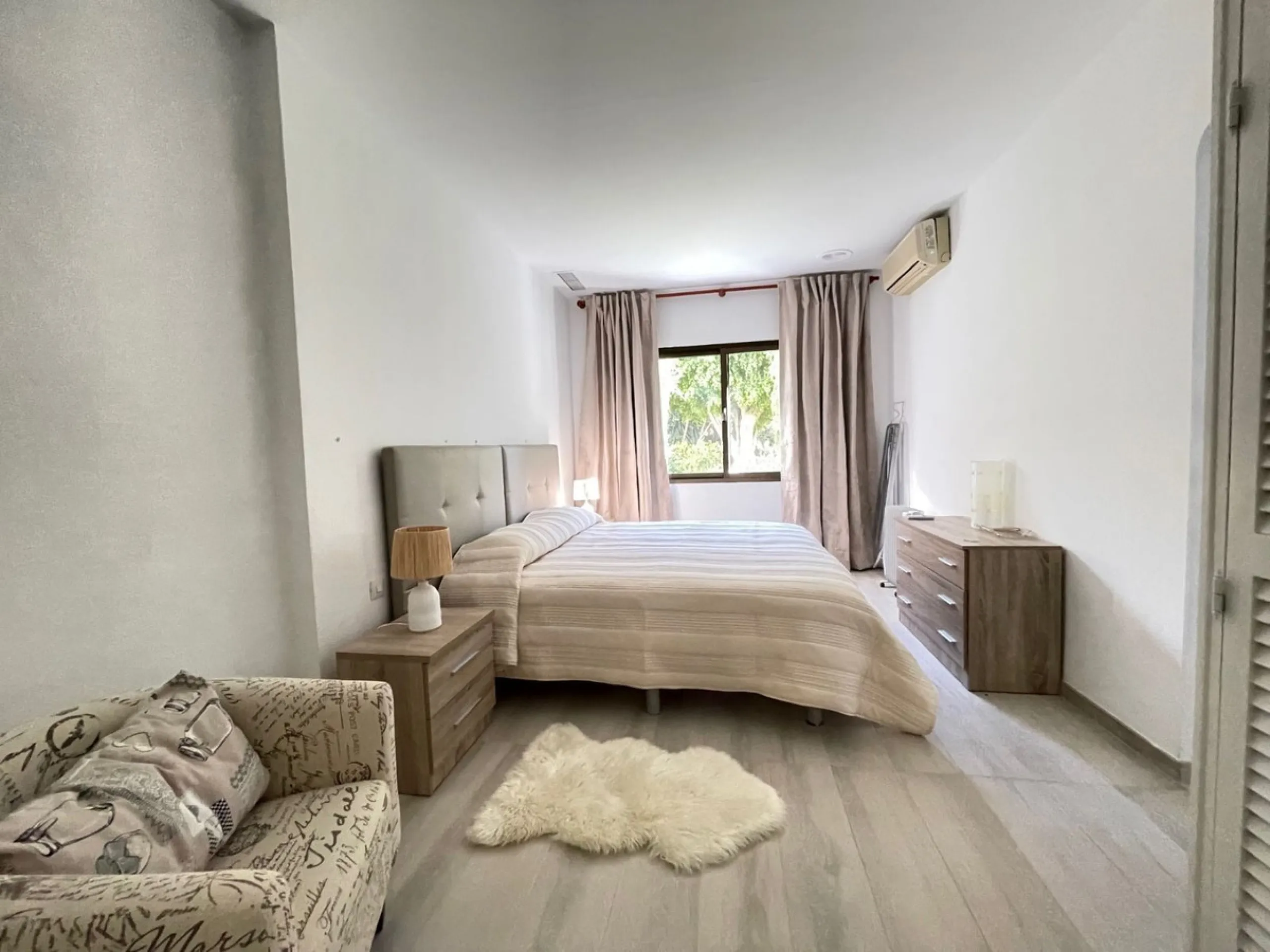 Charming Ground Floor Apartment in Exclusive Las Brisas Hotel del Golf Complex, Nueva Andalucía – Marbella