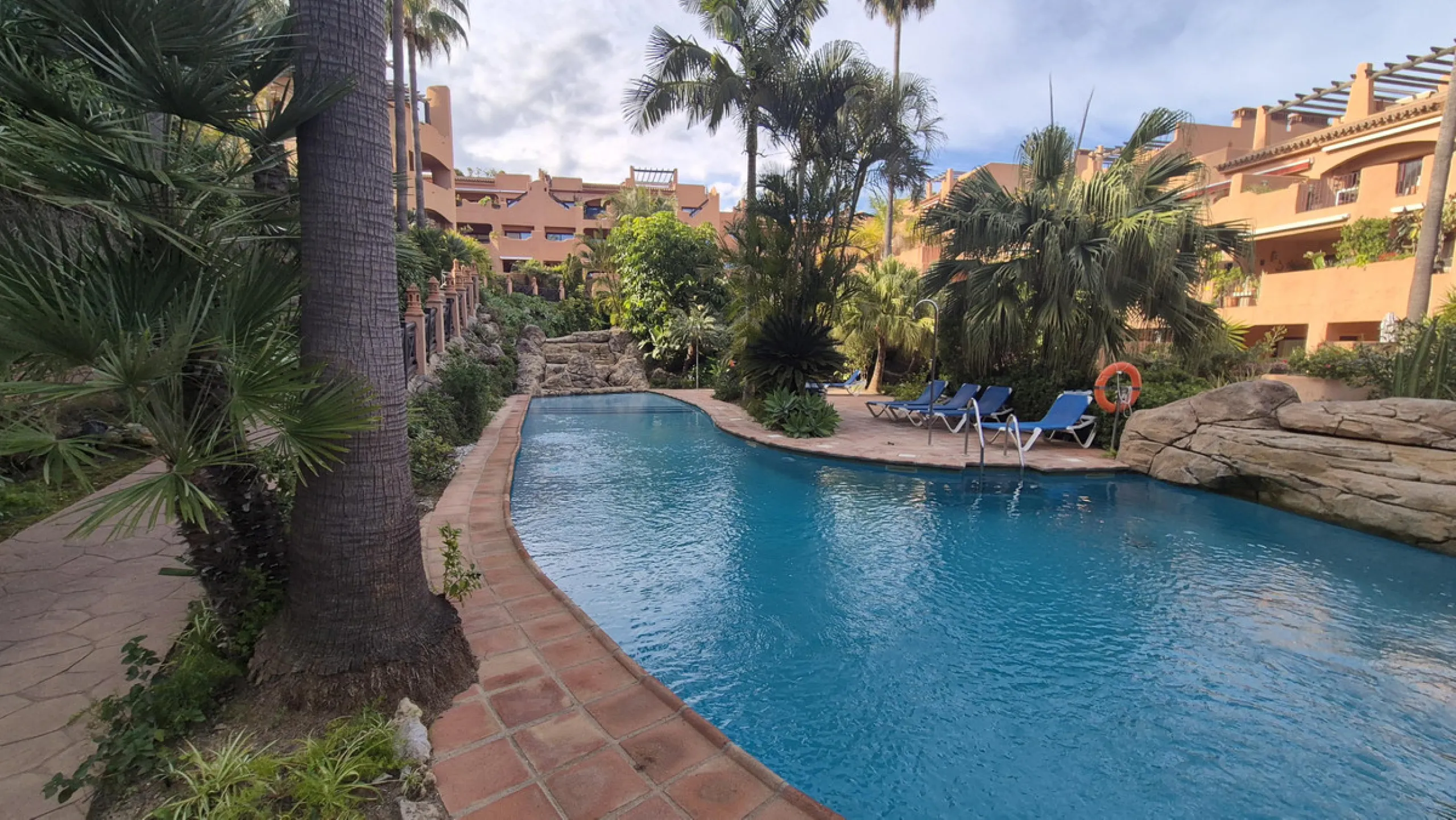 ✨ Exclusive luxury apartment in Bel-Air, between Estepona and Benahavís ✨