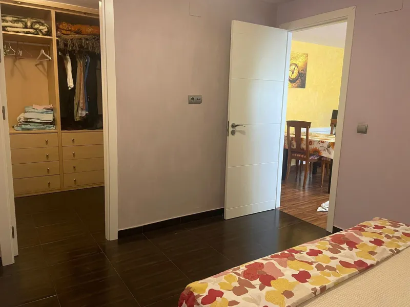 Discover this magnificent semi-detached home located in the exclusive La Capellanía residential development, one of the most sought-after areas of Alhaurín de la Torre. Surrounded by tranquility, green spaces, and with all amenities just minutes away, thi