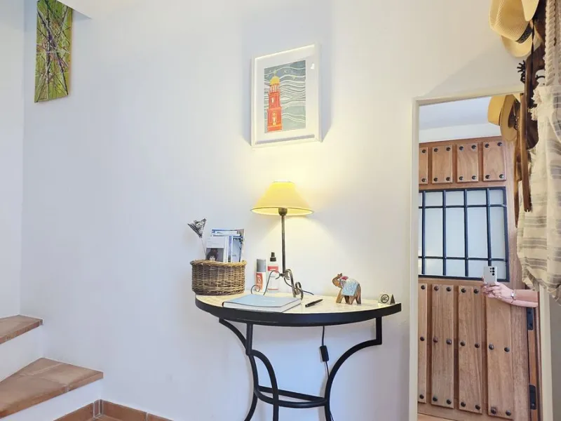 A truly special house . One of those properties that captivates you from the very first moment, thanks to its light, its character, and the attention to every detail.